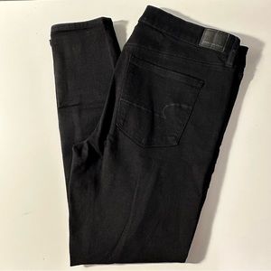 EUC AE Next Level Stretch Jegging size 16 Regular in True Black